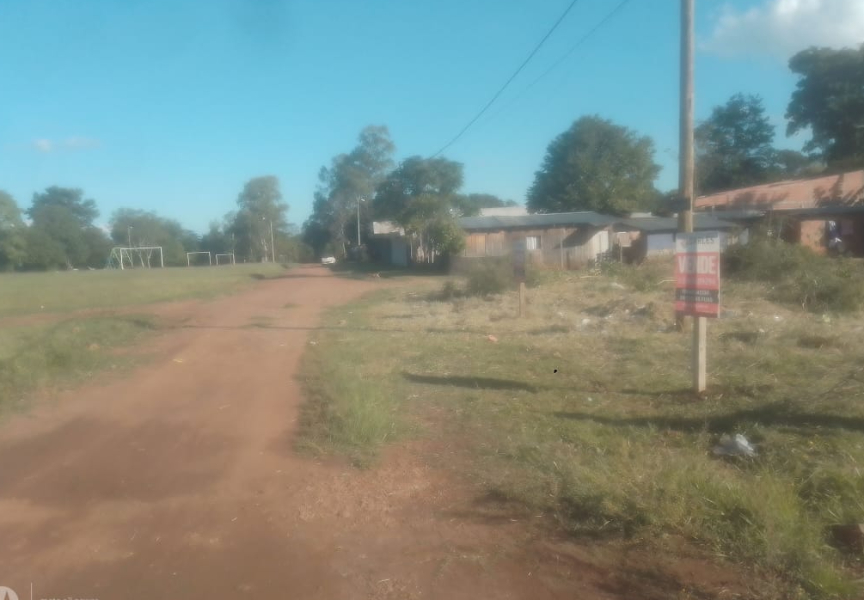 Lote residencial en esquina a pasos del centro de Candelaria