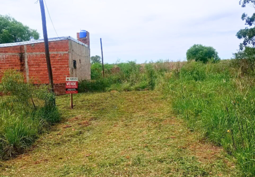 Bº Tacuaritas - Terreno en condominio