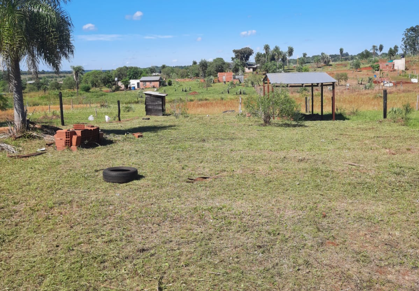 ¡Excelente lote de amplias medidas en Bº La Colina!