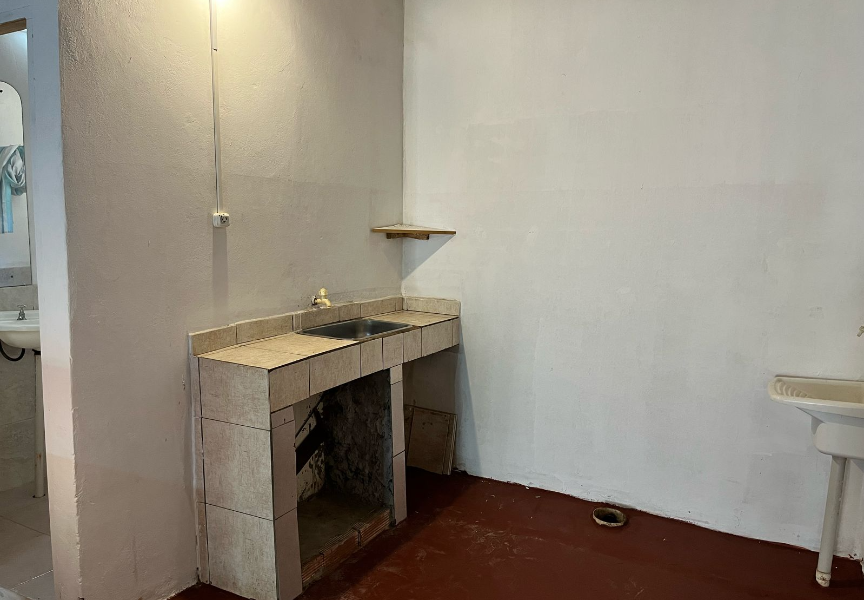 B° ÑU PORA: LOCAL COMERCIAL